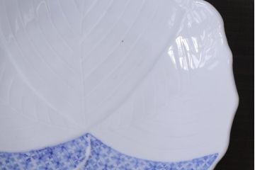 古民具・骨董　幕末明治期　櫛高台　葉文変形皿(中皿、和食器、鍋島焼)2枚セット