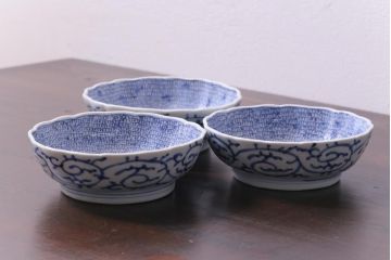 古民具・骨董　幕末期　伊万里　微塵唐草文　なます皿(鉢、和食器)3枚セット