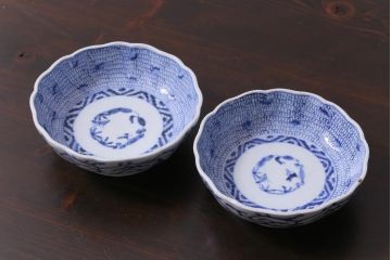 古民具・骨董　幕末期　伊万里　微塵唐草文　なます皿(鉢、和食器)2枚セット