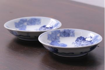 和製アンティーク　幕末　伊万里　五三桐の紋様が描かれた染付小皿2枚セット(和食器)