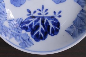 和製アンティーク　幕末　伊万里　五三桐の紋様が描かれた染付小皿2枚セット(和食器)