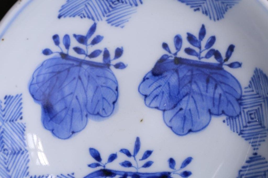 和製アンティーク　幕末　伊万里　五三桐の紋様が描かれた染付小皿2枚セット(和食器)