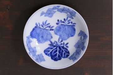 和製アンティーク　幕末　伊万里　五三桐の紋様が描かれた染付小皿2枚セット(1)(和食器)