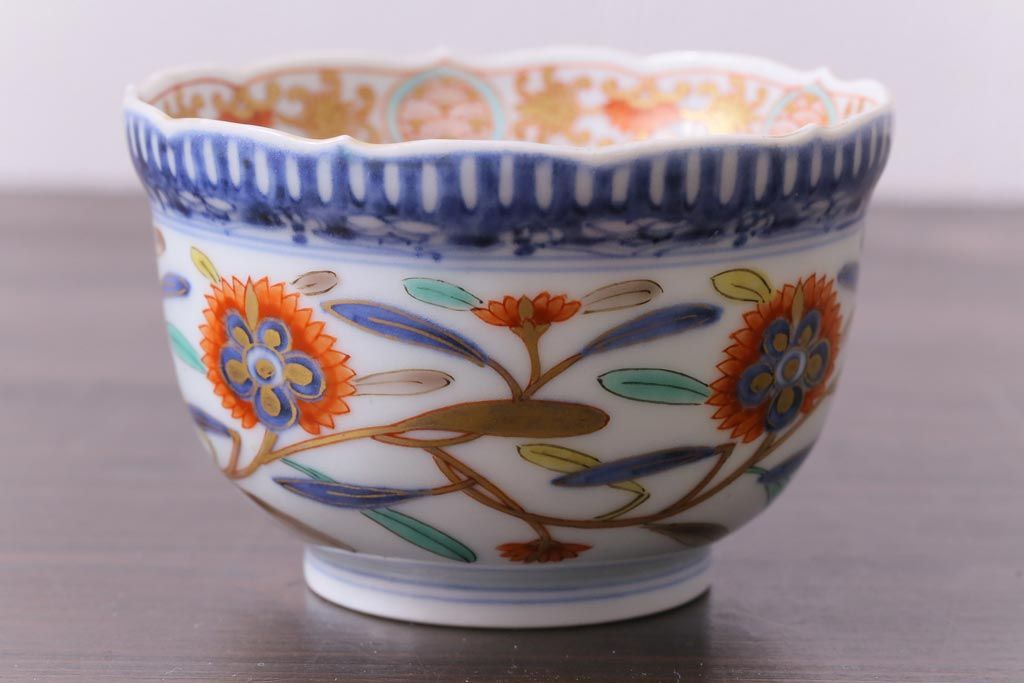 和製アンティーク　江戸期　草花文　色彩鮮やかな色絵の向付(そば猪口、和食器)(1)