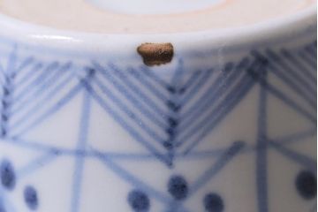 江戸後期　四弁花文　幾何学模様がおしゃれなそば猪口(蕎麦猪口、和食器)(3)