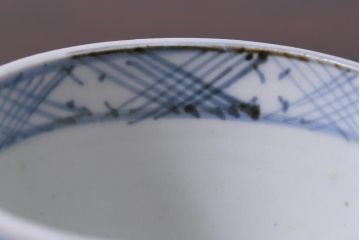 江戸後期　四弁花文　幾何学模様がおしゃれなそば猪口(蕎麦猪口、和食器)