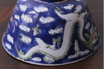 古民具・骨董　龍の図　色絵　独特な絵柄の蓋付き茶碗2客セット(和食器)(3)