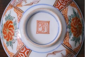 和製アンティーク　古伊万里　江戸期　華やかな色絵染付の蓋つき茶碗2客セット(和食器)