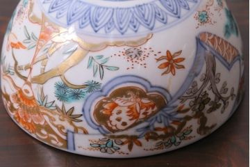 和製アンティーク　花鳥図　上品で鮮やかな色合いの蓋付き茶碗3客セット(和食器)