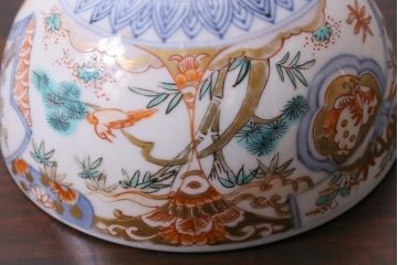 和製アンティーク　花鳥図　上品で鮮やかな色合いの蓋付き茶碗3客セット(和食器)
