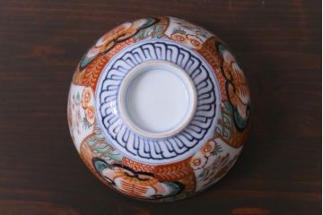 和製アンティーク　伊万里　豊かな彩りを感じる色絵の蓋付き茶碗3客セット(和食器)