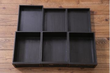 アンティーク家具　和製アンティーク　漆塗り　布目塗り　螺鈿・象嵌細工　花鳥図の茶棚(飾棚)