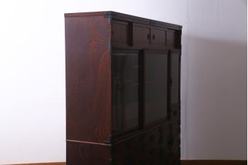 中古　伝統民芸　岩谷堂箪笥　菊幸　欅の杢目と金具が迫力のある61間茶棚(食器棚、収納棚)(定価約146万円)