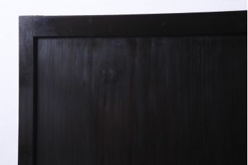 明治期　杉材　漆塗り　幅広サイズで存在感抜群の帯戸2枚セット(板戸、引き戸、建具)(R-035765)