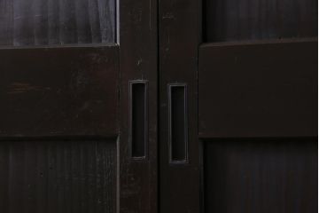 明治期　杉材　漆塗り　幅広サイズで存在感抜群の帯戸2枚セット(板戸)(1)