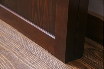 和製アンティーク　大正期　味わい深い木目のシンプルな板戸(引き戸、建具)2枚セット