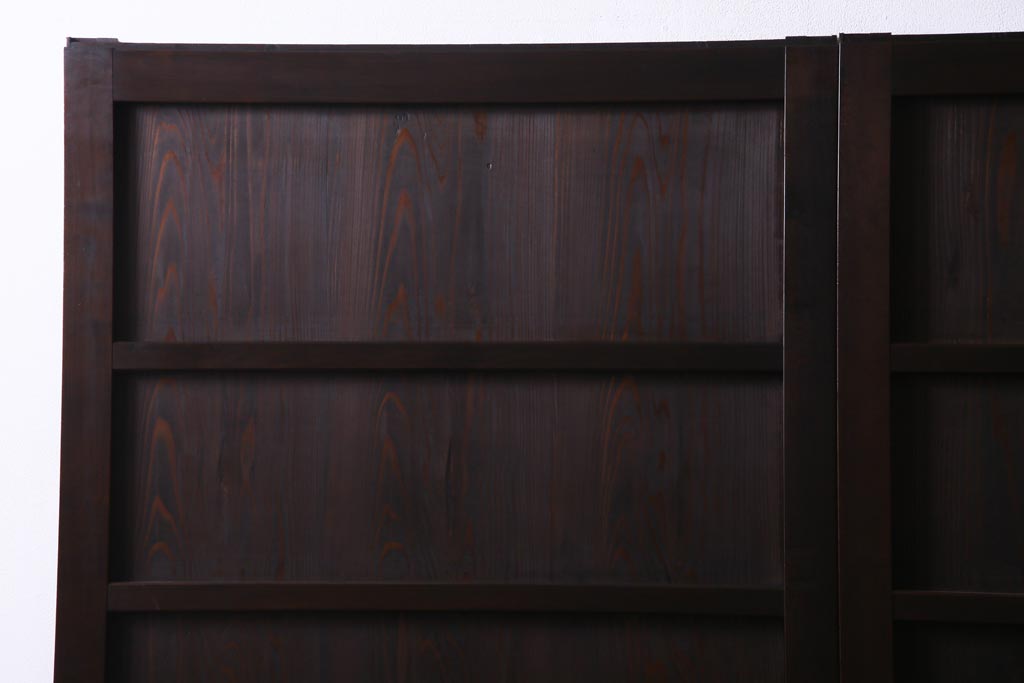 和製アンティーク　大正期　味わい深い木目のシンプルな板戸(引き戸、建具)2枚セット