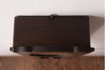 アンティーク雑貨　SENKOSHA(銓工舎)製　内部交換済・電池式　レトロな雰囲気が魅力的な掛け時計(柱時計、振り子時計)