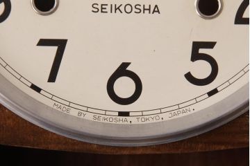 アンティーク雑貨　ビンテージ　SEIKOSHA(精工舎、セイコー)　電池式　北欧スタイルにも合う柱時計(掛時計、振り子時計)