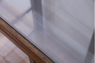 レトロ家具　昭和レトロ　脚付リメイク　素朴な雰囲気漂う木枠のガラスケース(ショーケース、陳列棚)