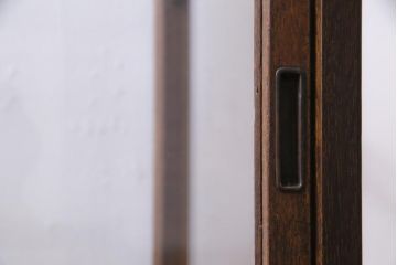 レトロ家具　昭和レトロ　脚付リメイク　素朴な雰囲気漂う木枠のガラスケース(ショーケース、陳列棚)