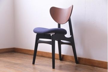 北欧ビンテージ家具　G-PLAN(ジープラン)　シックモダンな雰囲気漂うバタフライチェア(ダイニングチェア)