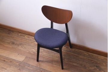 北欧ビンテージ家具　G-PLAN(ジープラン)　シックモダンな雰囲気漂うバタフライチェア(ダイニングチェア)