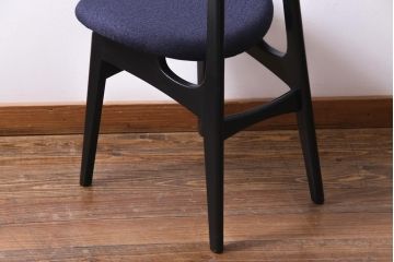 北欧ビンテージ家具　G-PLAN(ジープラン)　シックモダンな雰囲気漂うバタフライチェア(ダイニングチェア)