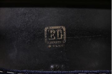 北欧ビンテージ家具　G-PLAN(ジープラン)　シックモダンな雰囲気漂うバタフライチェア(ダイニングチェア)