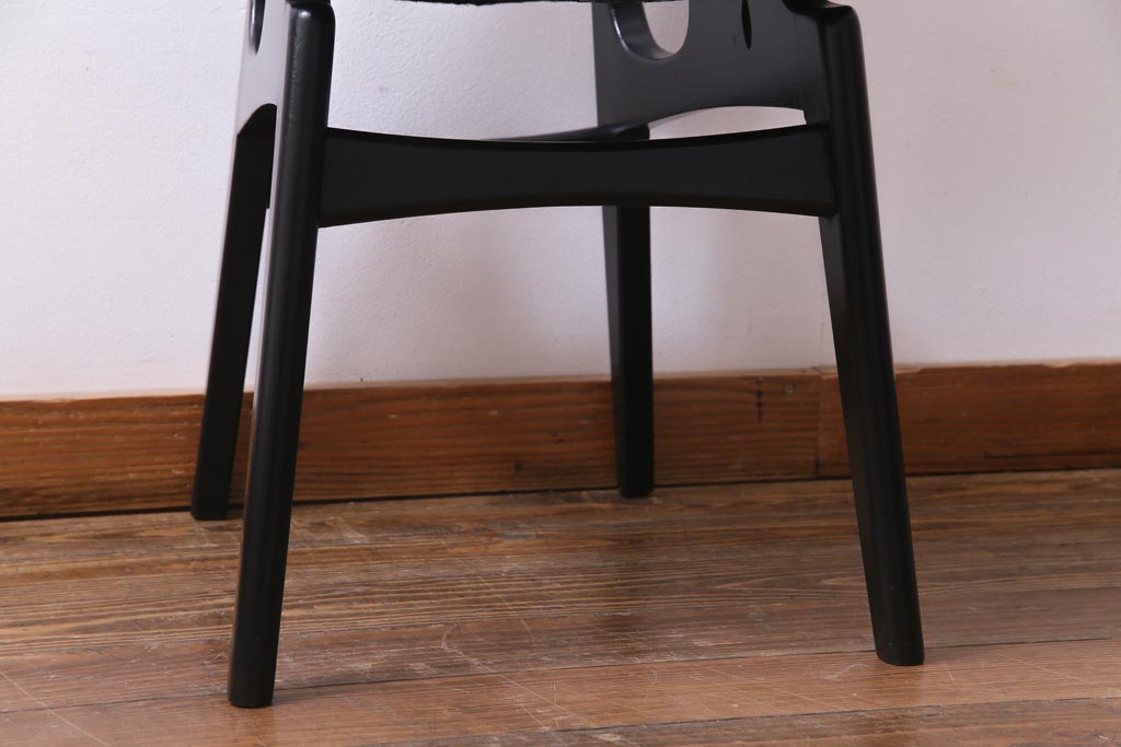 北欧ビンテージ家具　G-PLAN(ジープラン)　シックモダンな雰囲気漂うバタフライチェア(ダイニングチェア)(1)