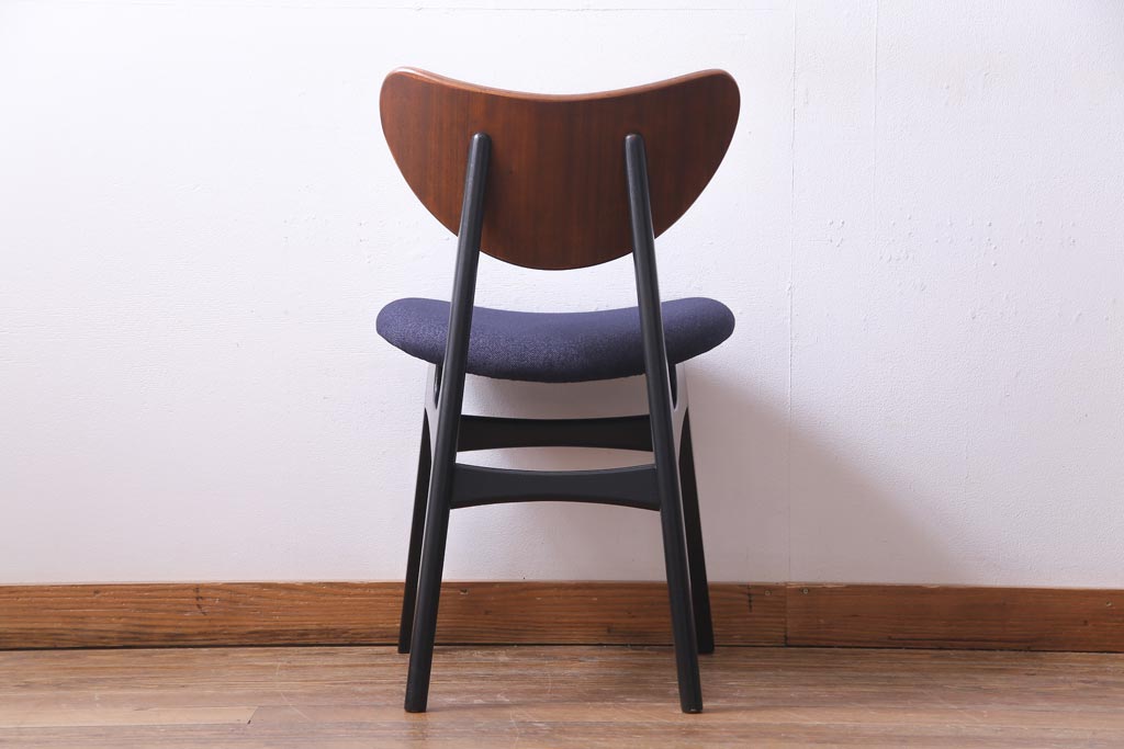 北欧ビンテージ家具　G-PLAN(ジープラン)　シックモダンな雰囲気漂うバタフライチェア(ダイニングチェア)(1)