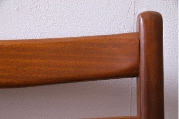 ヴィンテージ家具　北欧ビンテージ　チーク材　レトロで温かな雰囲気漂うダイニングチェア(椅子、ワークチェア)