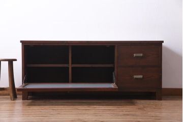 ラフジュ工房オリジナル　古建具リメイク　和モダンな雰囲気漂う組子を使った脚付きローボード(テレビ台、テレビボード、リビングボード)