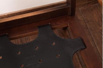 中古　飛騨産業　キツツキ　絵画のようなファブリックが素敵な1人掛けソファ