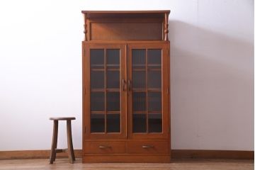 レトロ家具　昭和レトロ　大振り　飾り棚付き　モールガラスがアクセントになったブックケース(本箱、戸棚)