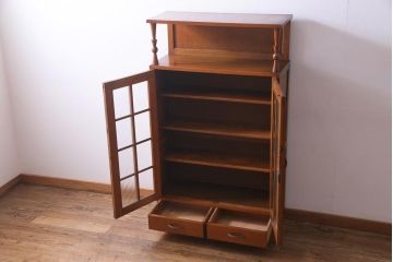 レトロ家具　昭和レトロ　大振り　飾り棚付き　モールガラスがアクセントになったブックケース(本箱、戸棚)