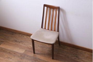 ヴィンテージ家具　北欧ビンテージ　G-PLAN(ジープラン)　チーク材の温もり溢れるダイニングチェア(椅子)(1)