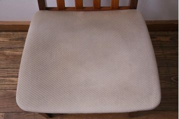 ヴィンテージ家具　北欧ビンテージ　G-PLAN(ジープラン)　チーク材の温もり溢れるダイニングチェア(椅子)(1)