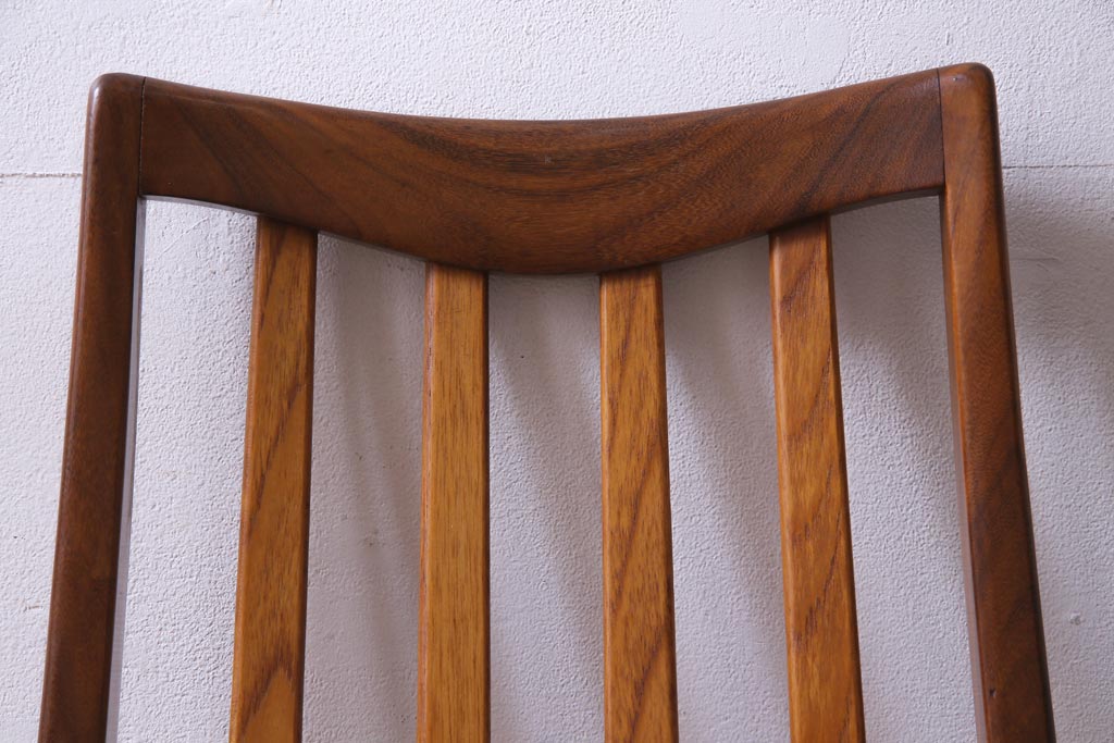 ヴィンテージ家具　北欧ビンテージ　G-PLAN(ジープラン)　チーク材の温もり溢れるダイニングチェア(椅子)(2)