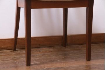 ヴィンテージ家具　北欧ビンテージ　G-PLAN(ジープラン)　チーク材の温もり溢れるダイニングチェア(椅子)(2)