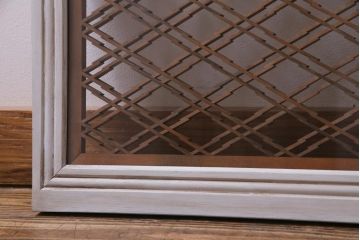 ペイント建具　片面ガラス　ひと味違った雰囲気の松皮菱組子欄間(明り取り、明かり取り、組子建具)(R-035813)