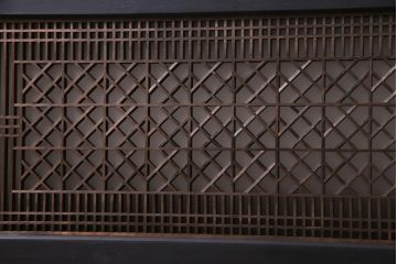 ペイント建具　片面ガラス　格子・枡つなぎ　シックな色合いの組子欄間(明り取り、建具)