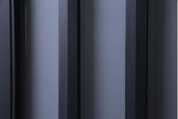 ペイント建具　すりガラス入り　クラシカルなデザインのガラス戸(引き戸、建具)2枚セット