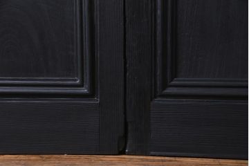 ペイント建具　すりガラス入り　クラシカルなデザインのガラス戸(引き戸、建具)2枚セット