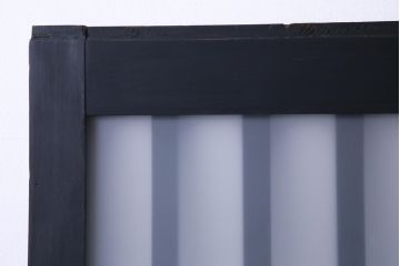 ペイント建具　すりガラス入り　クラシカルなデザインのガラス戸(引き戸、建具)2枚セット