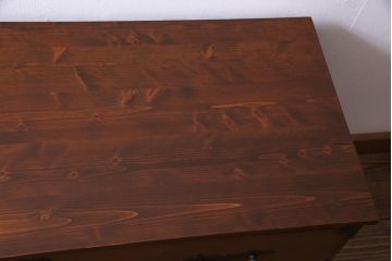 アンティーク家具　前面ケヤキ材　リメイク　宝尽くしの金具が魅力的な二本松箪笥リビングボード(ローボード、アンティークチェスト、和タンス)
