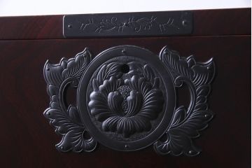 中古美品　二本松伝統家具　田中家具　獅子牡丹　金具が美しい階段箪笥(和タンス)