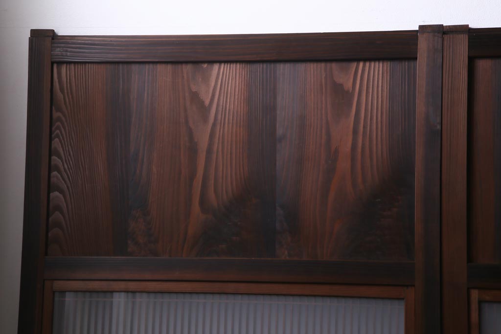 和製アンティーク　昭和期　組子入り　迫力あるデザインの板戸(引き戸、建具)4枚セット