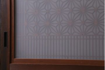 和製アンティーク　昭和期　組子入り　迫力あるデザインの板戸(引き戸、建具)4枚セット