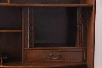 アンティーク家具　和製アンティーク　昭和期　桑材・桐材　細部までこだわりを感じる茶箪笥(茶棚、タンス、戸棚、桐箪笥、桐たんす)
